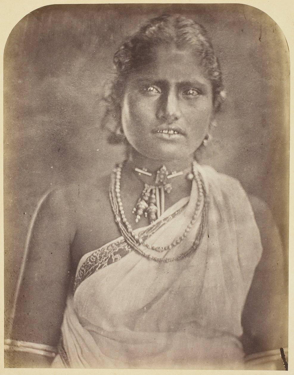 Mulher cingalesa, 187578. de Julia Margaret Cameron