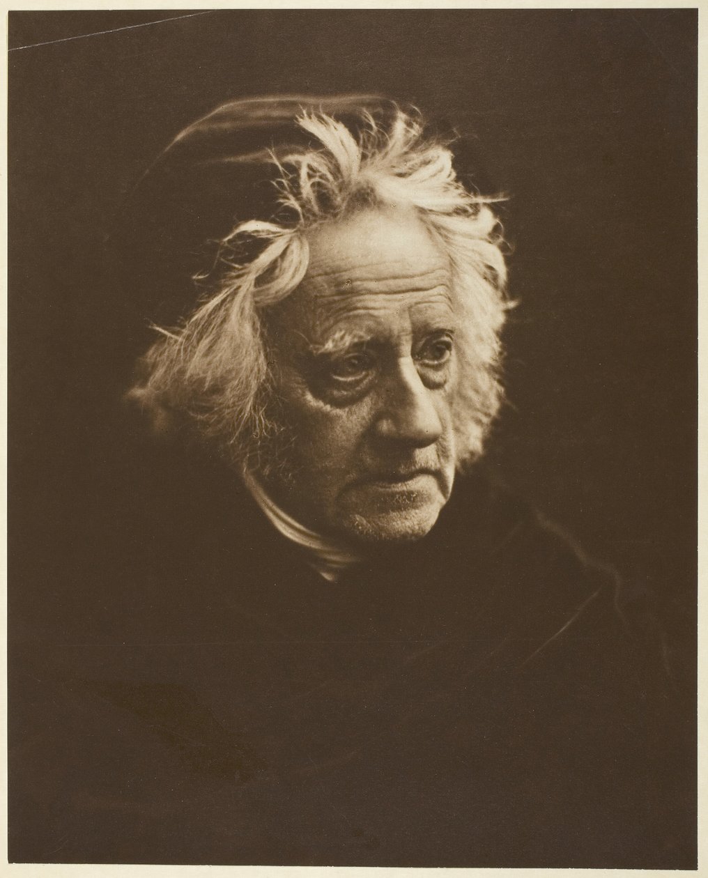 Sir John Herschel, 1867, impresso em 1875. de Julia Margaret Cameron
