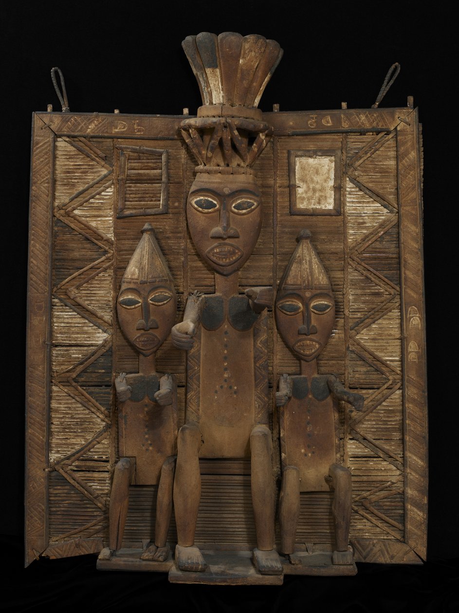 Tela funerária, final do século 19 (madeira, ráfia e pigmento) de Kalabari Kalabari