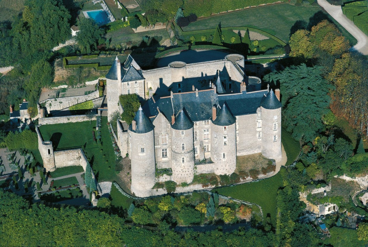 Chateau de Luynes, França de Alec Hunter
