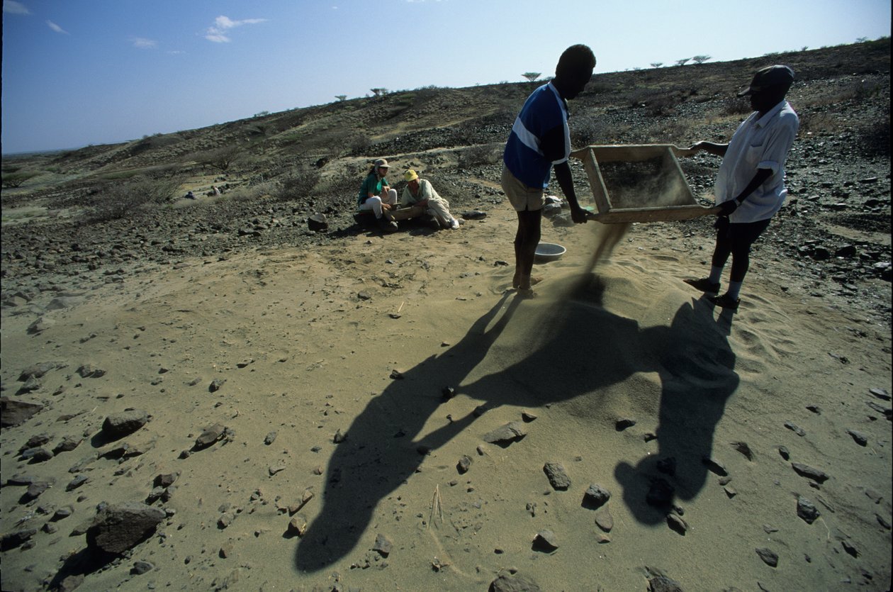 Baía de Allia, Quénia; Turkana; À procura de fósseis, Alan Walker, Universidade Estatal da Pensilvânia... de Kenneth Garrett