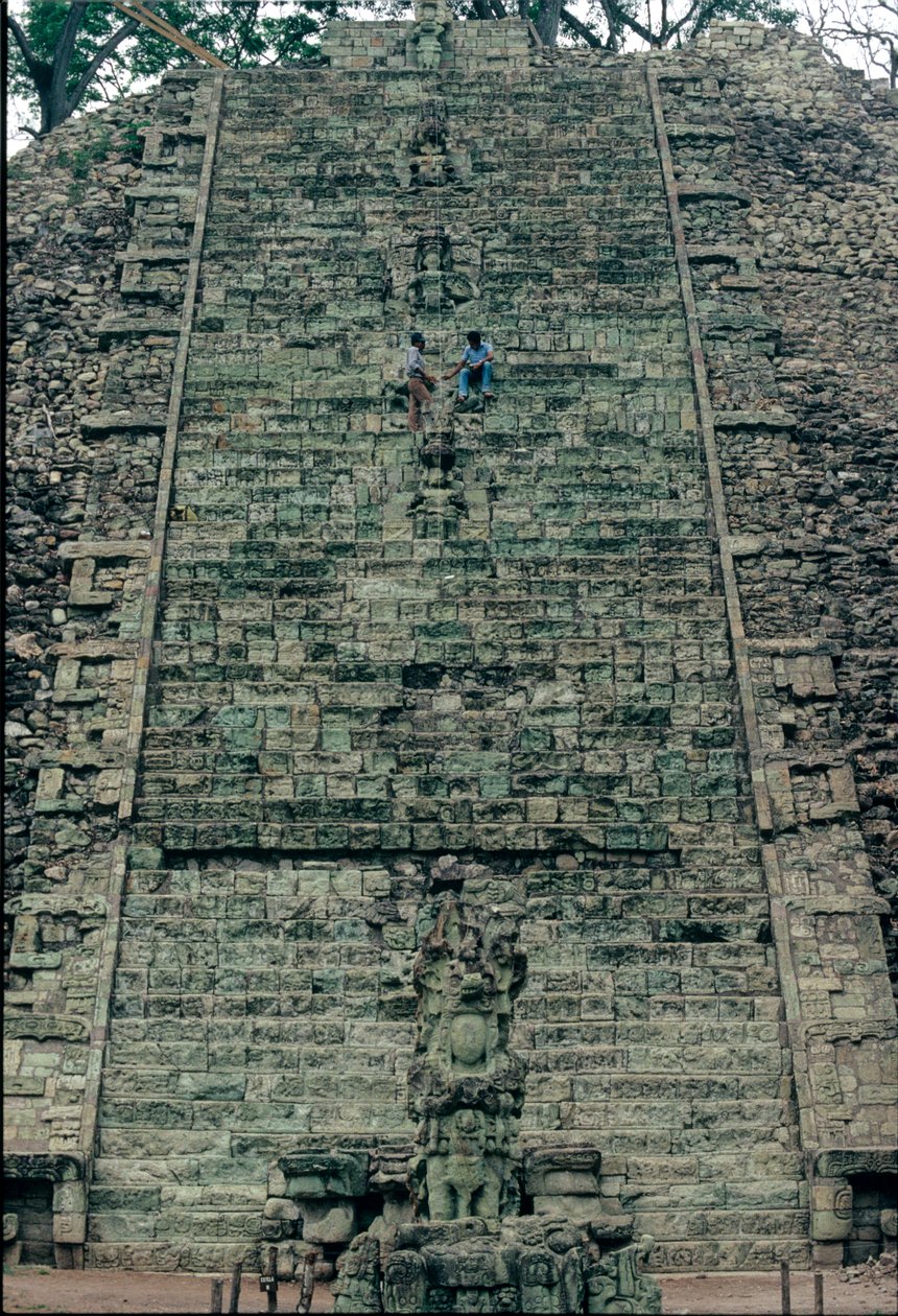 Copan, Escadaria Hieroglífica, Templo 26, Maya, Honduras, La Ruta Maya de Kenneth Garrett
