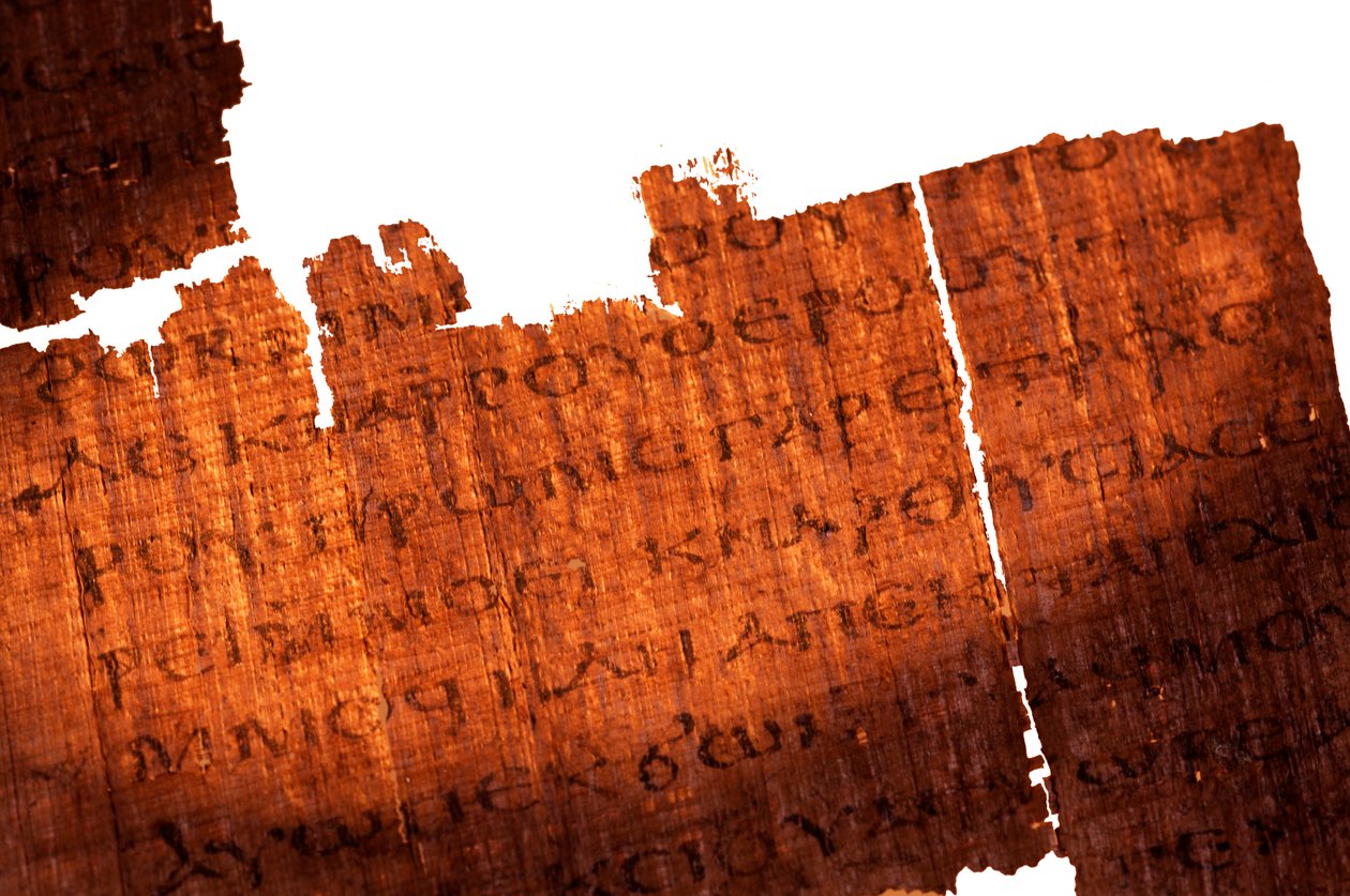 Pormenor de uma página do Evangelho de Judas; o texto da página é Jesus a Judas "Ultrapassarás..., 2006 (foto) de Kenneth Garrett