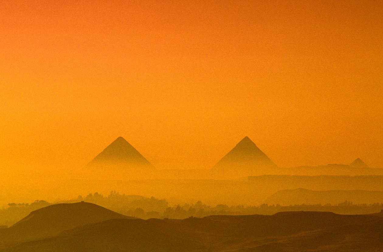 Egipto; Antigo Reino; Planalto de Gizé; Pirâmides de Gizé; Khufu; Khafre; Menkaure de Kenneth Garrett