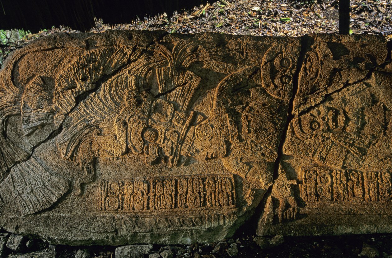 Guatemala; Maya; Aguateca, Monumento de pedra Tan Te