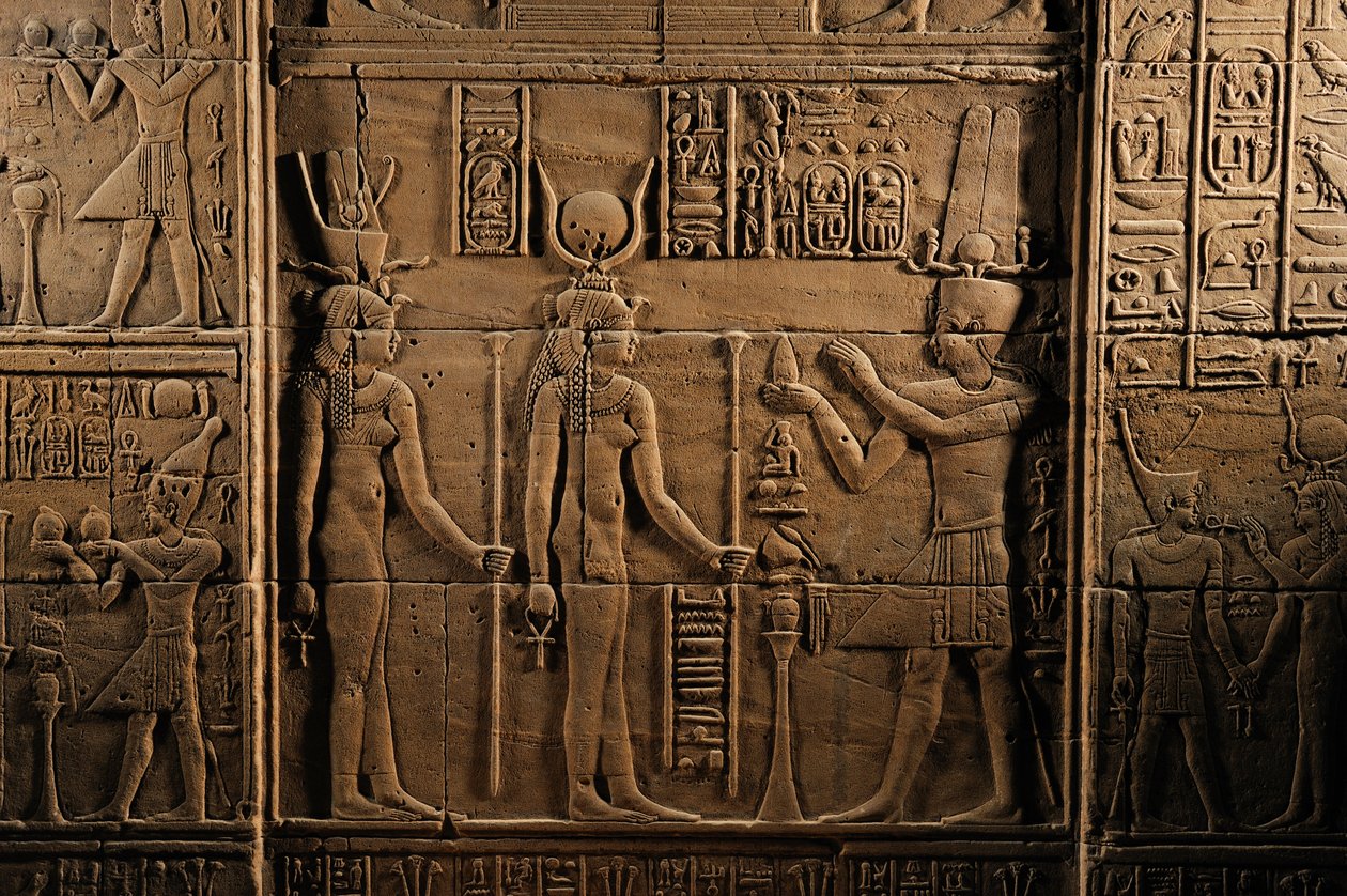 Últimos Faraós MM7836, Egipto, Templo de Philae, Assuão, Ptolemaico, Templo de Ísis, Ptolomeu I..., 2011 (foto) de Kenneth Garrett