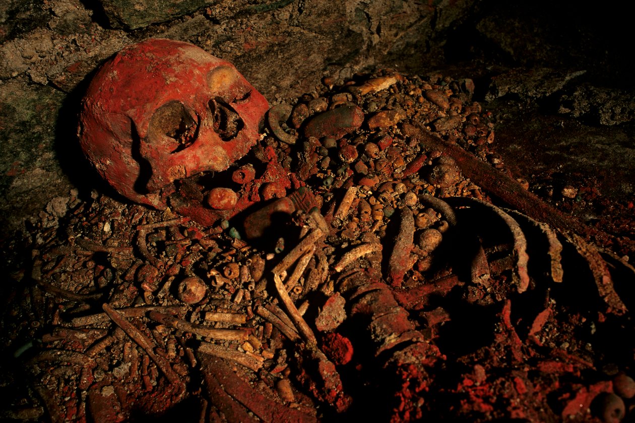 Maya; Copan; Honduras; arqueologia; período clássico; túmulo; Robert Sharer; escavação;... de Kenneth Garrett