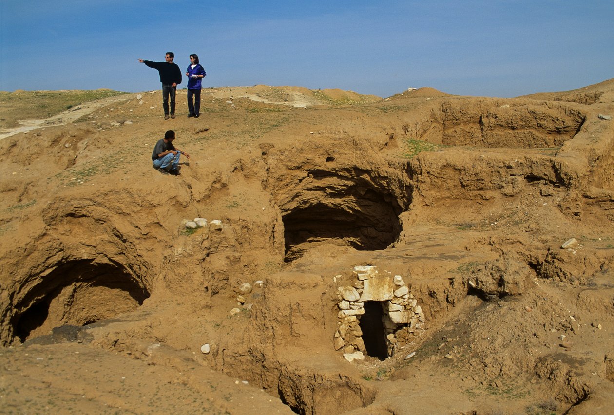 Shiqmim, c 4200 a.C., aldeia da Idade do Cobre com armazém subterrâneo, Israel de Kenneth Garrett