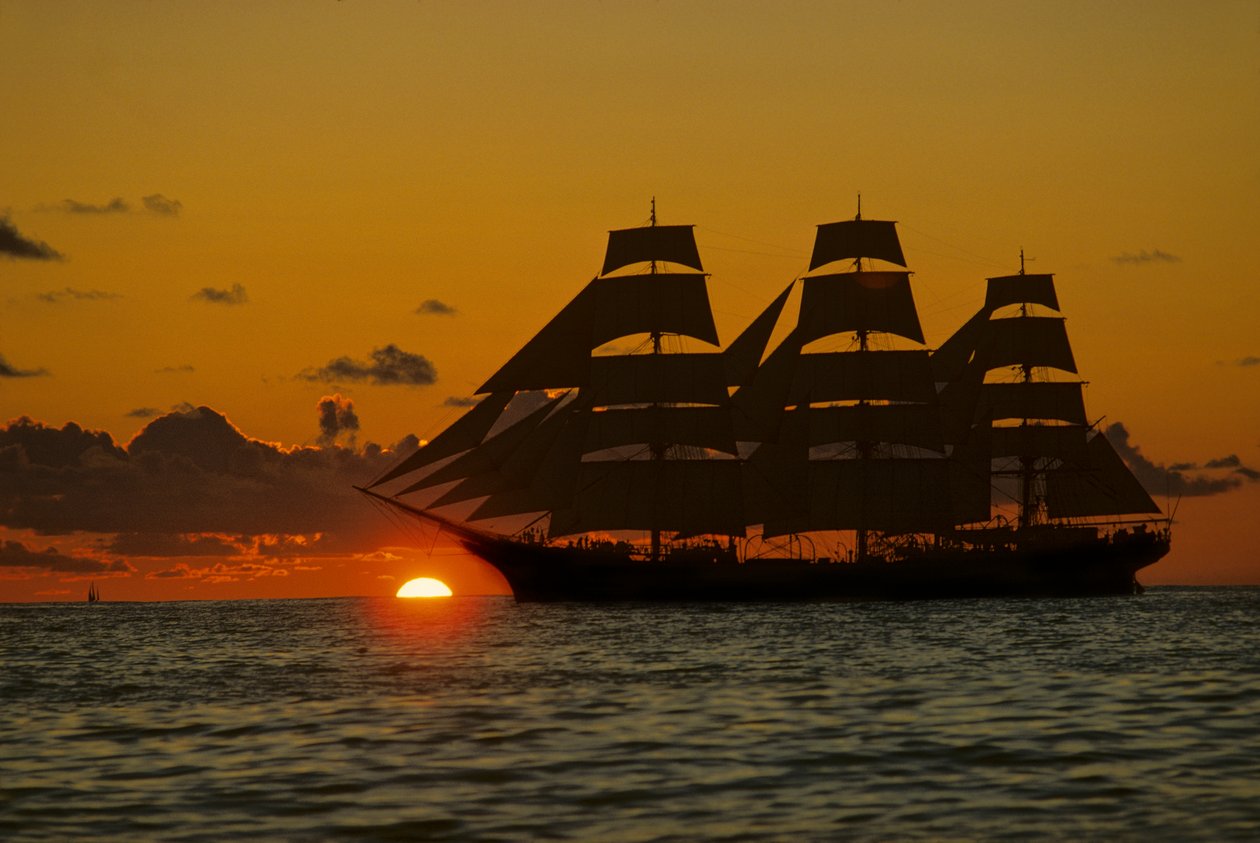 Square Rigger; Dar Pormorza, Sail race, Operation Sail Tall Ships; Sail Training Assoc... de Kenneth Garrett