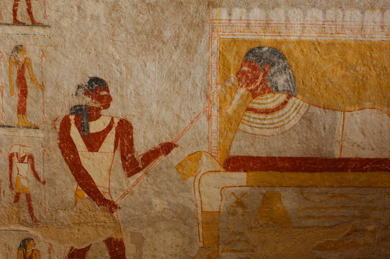 Câmara tumular e pormenores de pintura, Rainha Qalhata, pinturas tumulares, Faraós Negros, Nu..., 2007 (foto) de Kenneth Garrett