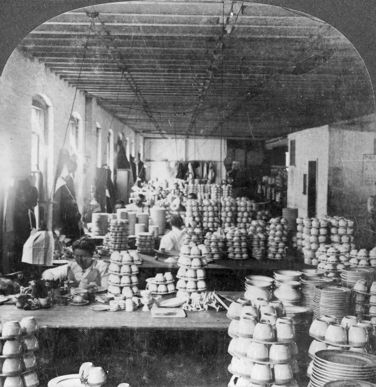 Artistas que decoram artigos de porcelana, Trenton, Nova Jersey, EUA, início do século XX de Keystone View Company