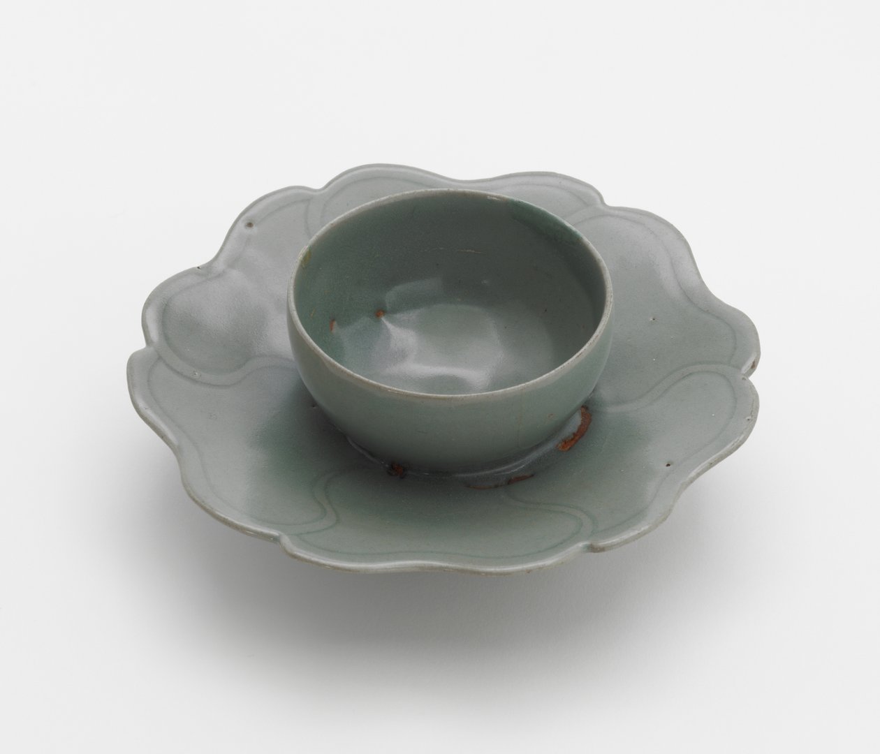 Suporte de tigela, primeira metade do século 12 (grés com esmalte celadon) de Korean School