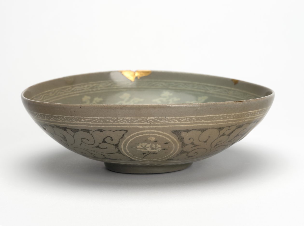 Tigela com guindastes e nuvens, c.1150-1200 (grés esmaltado celadon) de Korean School