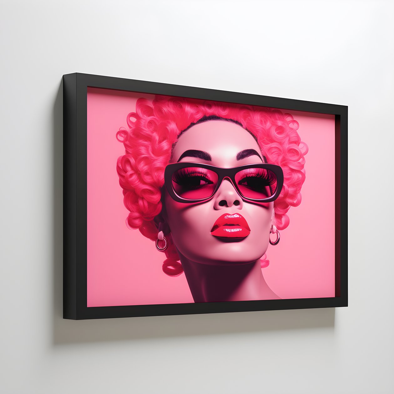 Obra de arte de uma mulher negra numa moldura de madeira cor-de-rosa, proclamando que ela é forte 1 de Kurt Heppke