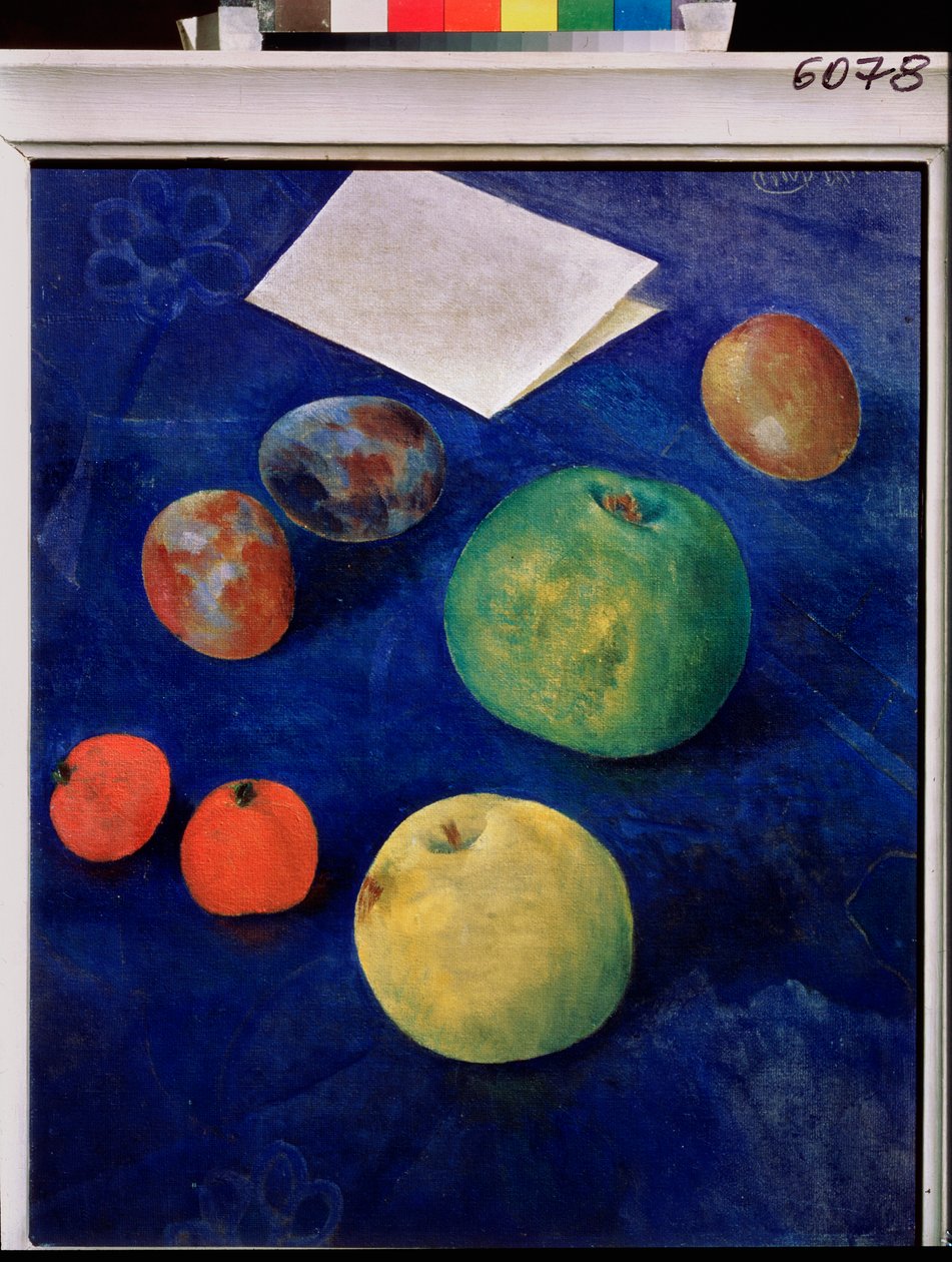 Frutas em uma toalha de mesa azul. Pintura de Kuzma Sergeevich Petrov Vodkin (Petrov-Vodkin) (Kouzma Petrov Vodkin) (Petrov-Vodkin) (1878-1939), óleo sobre tela de Kuzma Sergeevich Petrov Vodkin