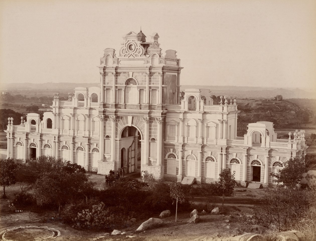 Porta de entrada, Palácio Faluknuma de Lala Deen Dayal