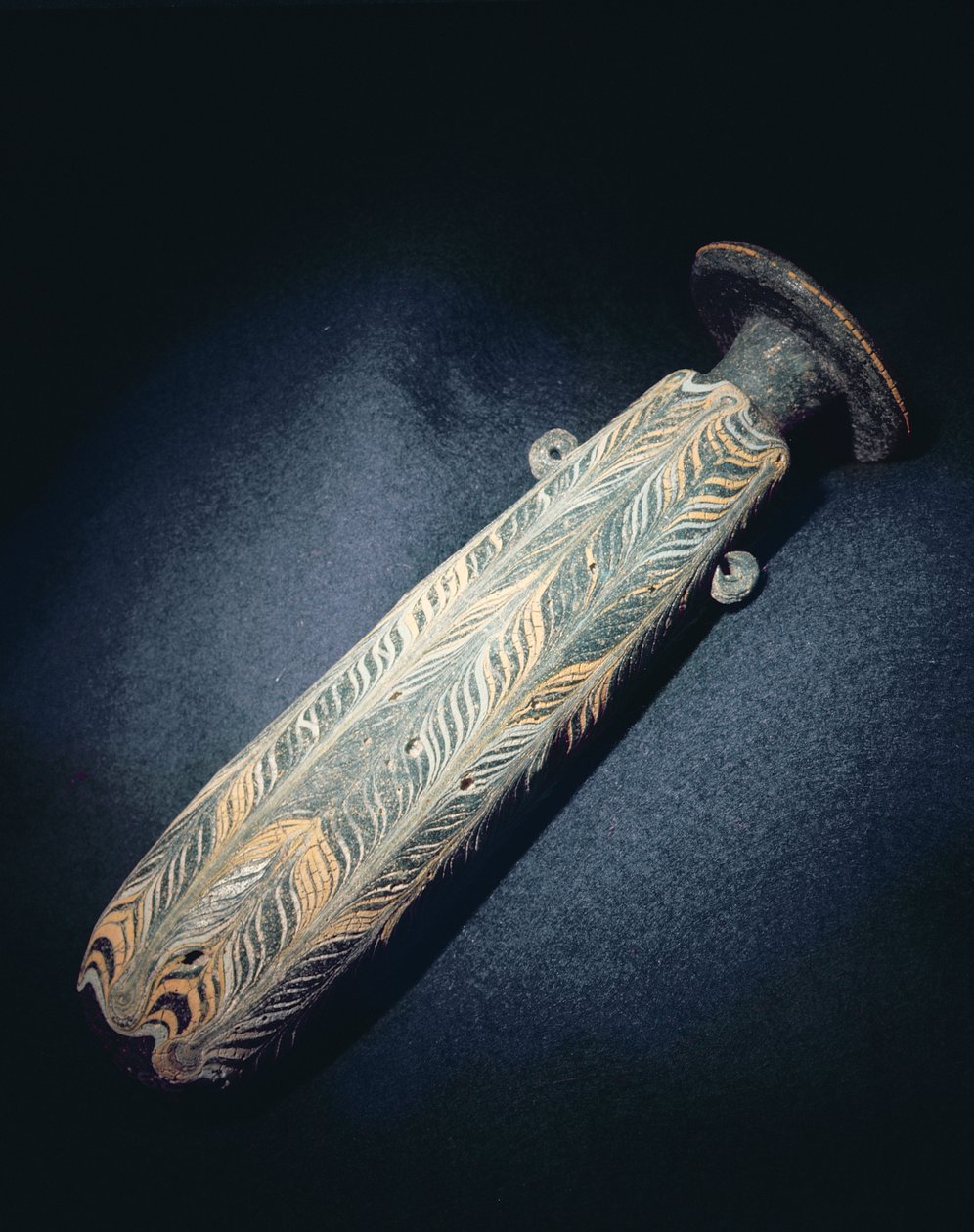Frasco de perfume, séc. V aC (vidro verde opaco) de Late Period Egyptian