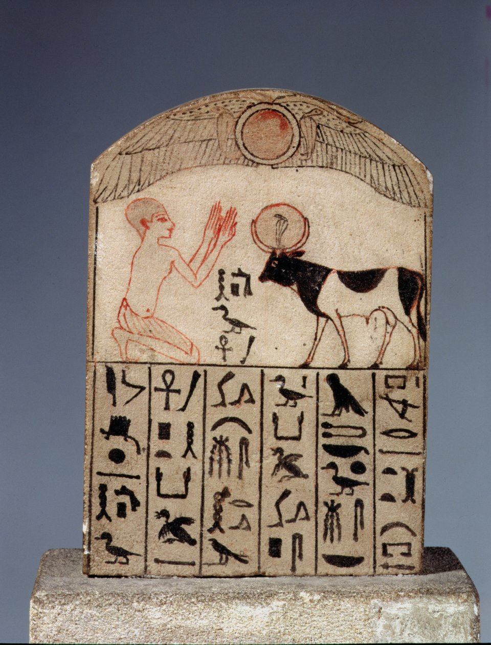 Estela ao touro Apis (calcário pintado) de Late Period Egyptian