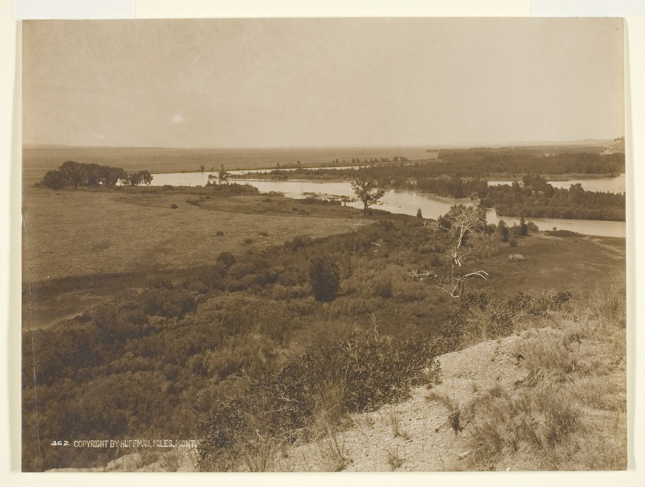 Rio Yellowstone, c. 1906. de Laton Alton Huffman