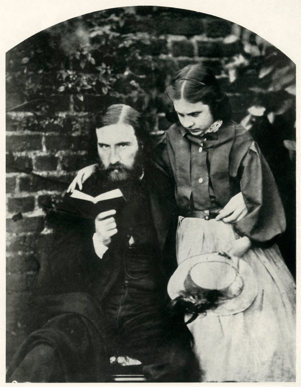 George Macdonald e sua filha Lilia Scott MacDonald, c1863, 1948. de Lewis Carroll