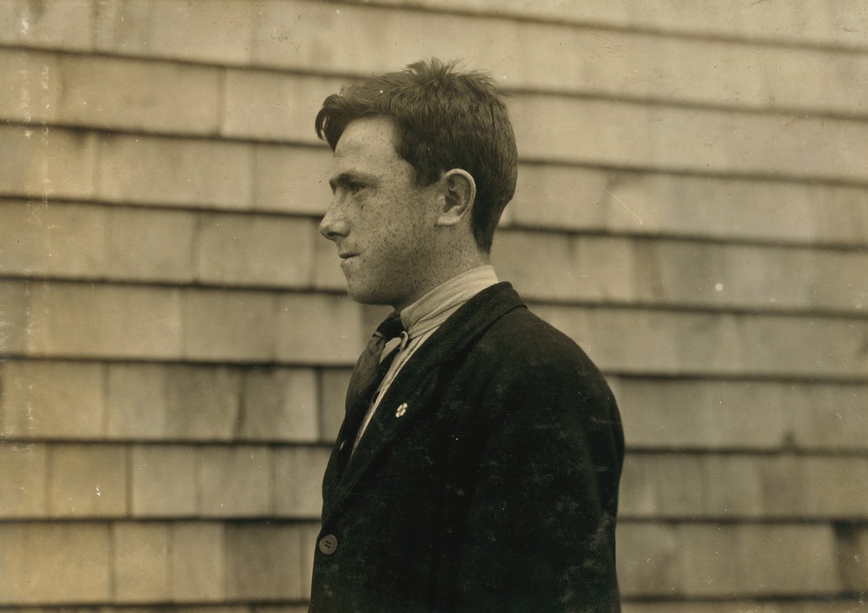 James Cooney, de 15 anos, imigrante irlandês em Fall River, Massachusetts de Lewis Wickes Hine