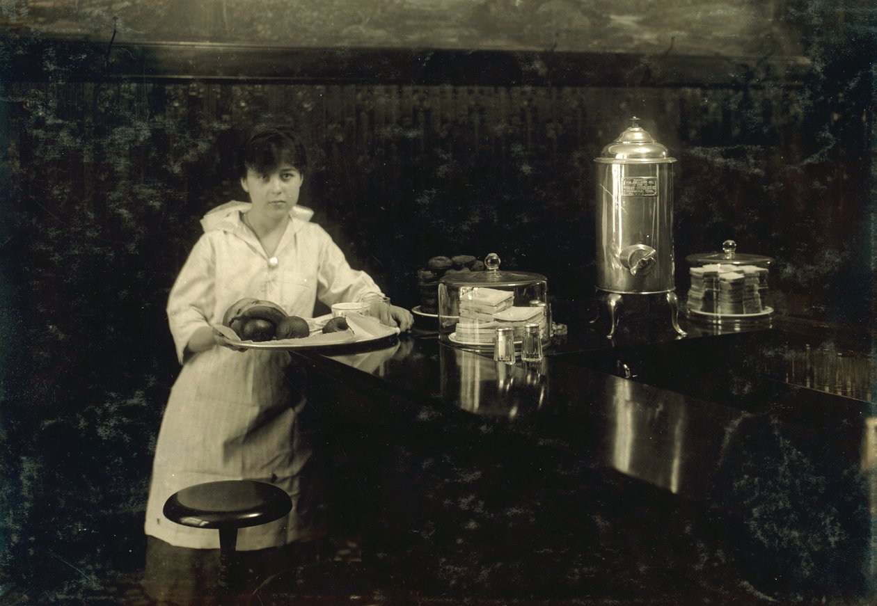 Uma jovem empregada de mesa, Delia Kane de Lewis Wickes Hine