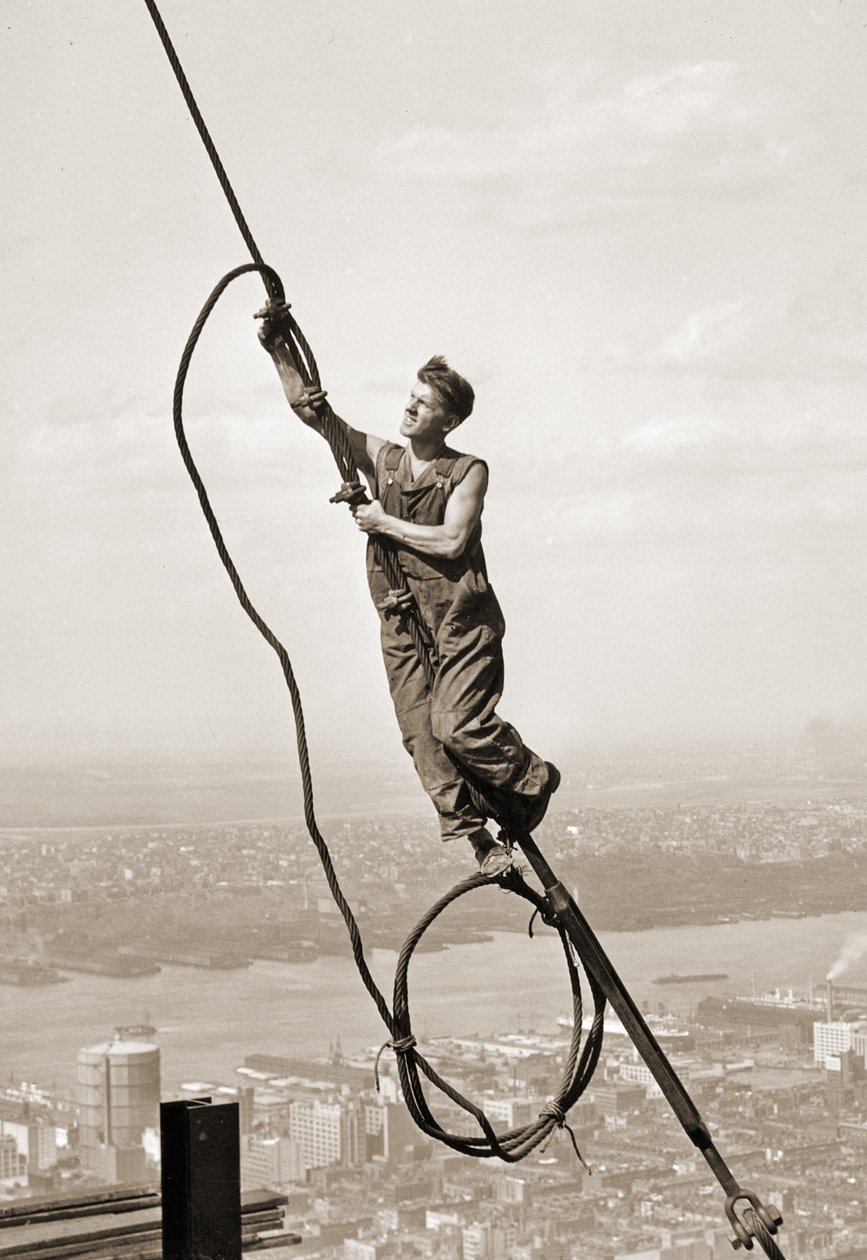 Trabalhador da Construção Civil, Empire State Building, Nova Iorque, c.1930 de Lewis Wickes Hine