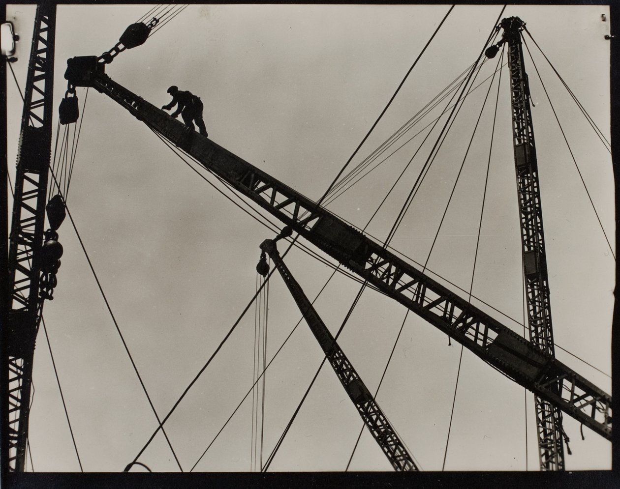 Trabalhador da torre de perfuração no Empire State Building de Lewis Wickes Hine