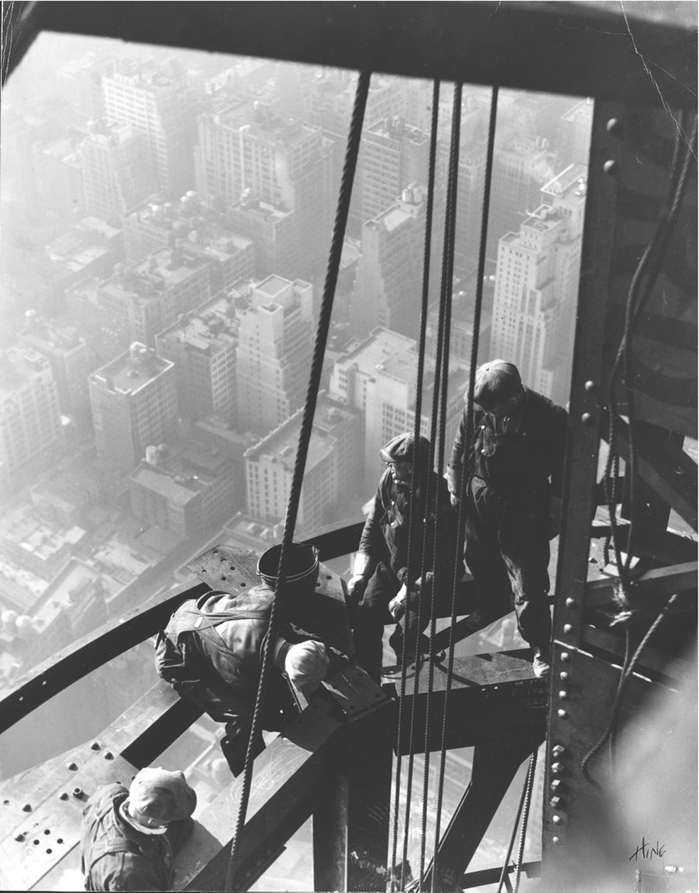 Empire State Building, Nova York, c.1930 de Lewis Wickes Hine