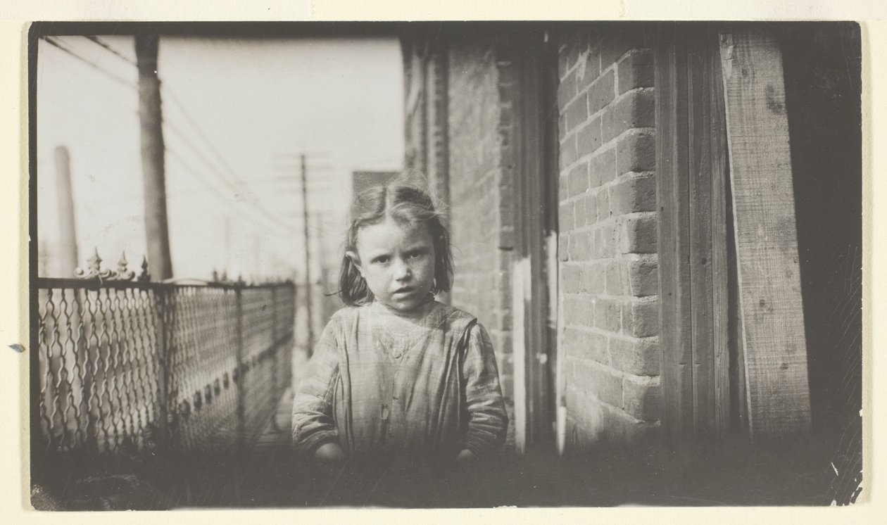 Lilie Stainers, 7 anos de idade. Atlanta, Geórgia de Lewis Wickes Hine