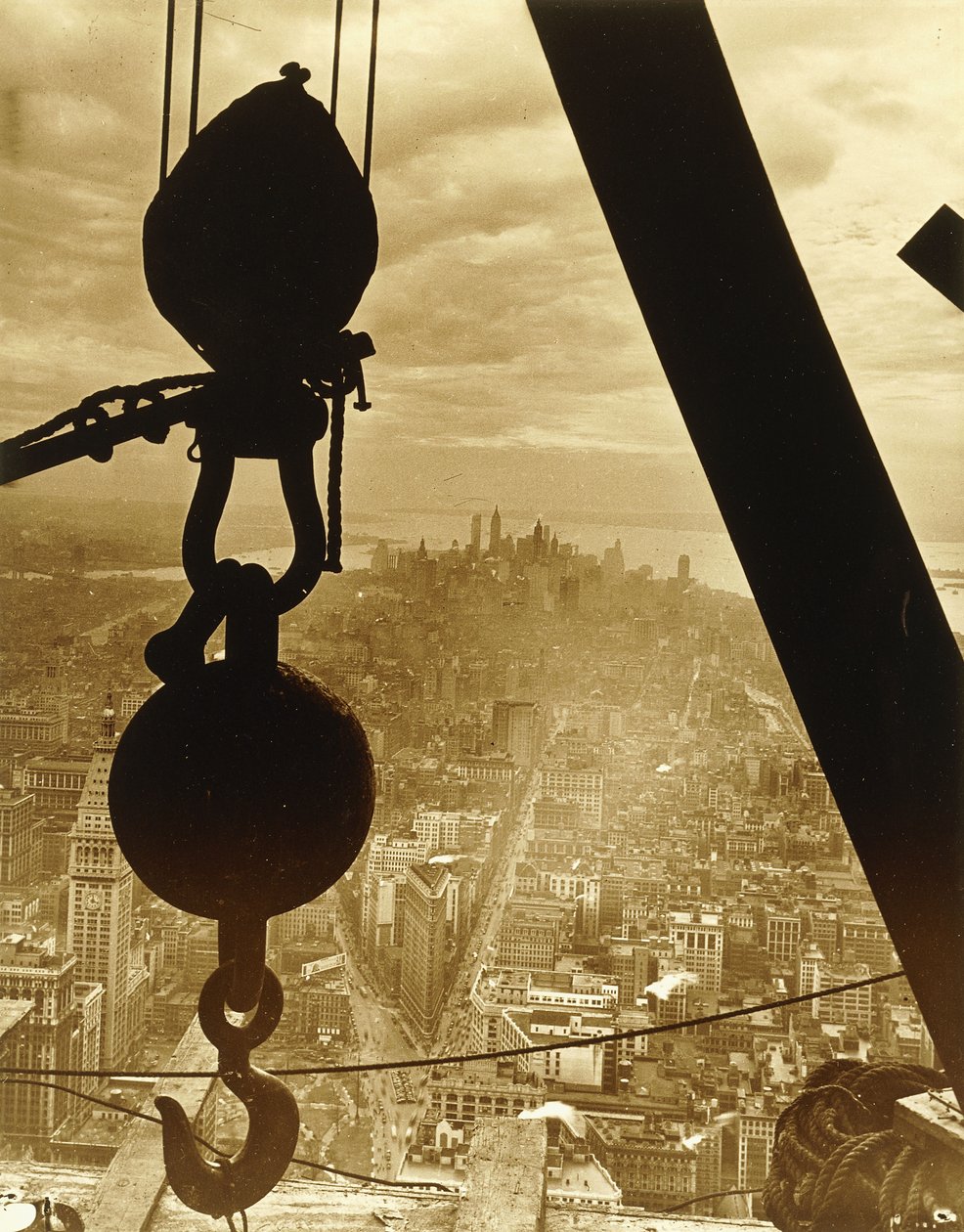 Cidade de Nova York do Empire State Building, 1931 de Lewis Wickes Hine