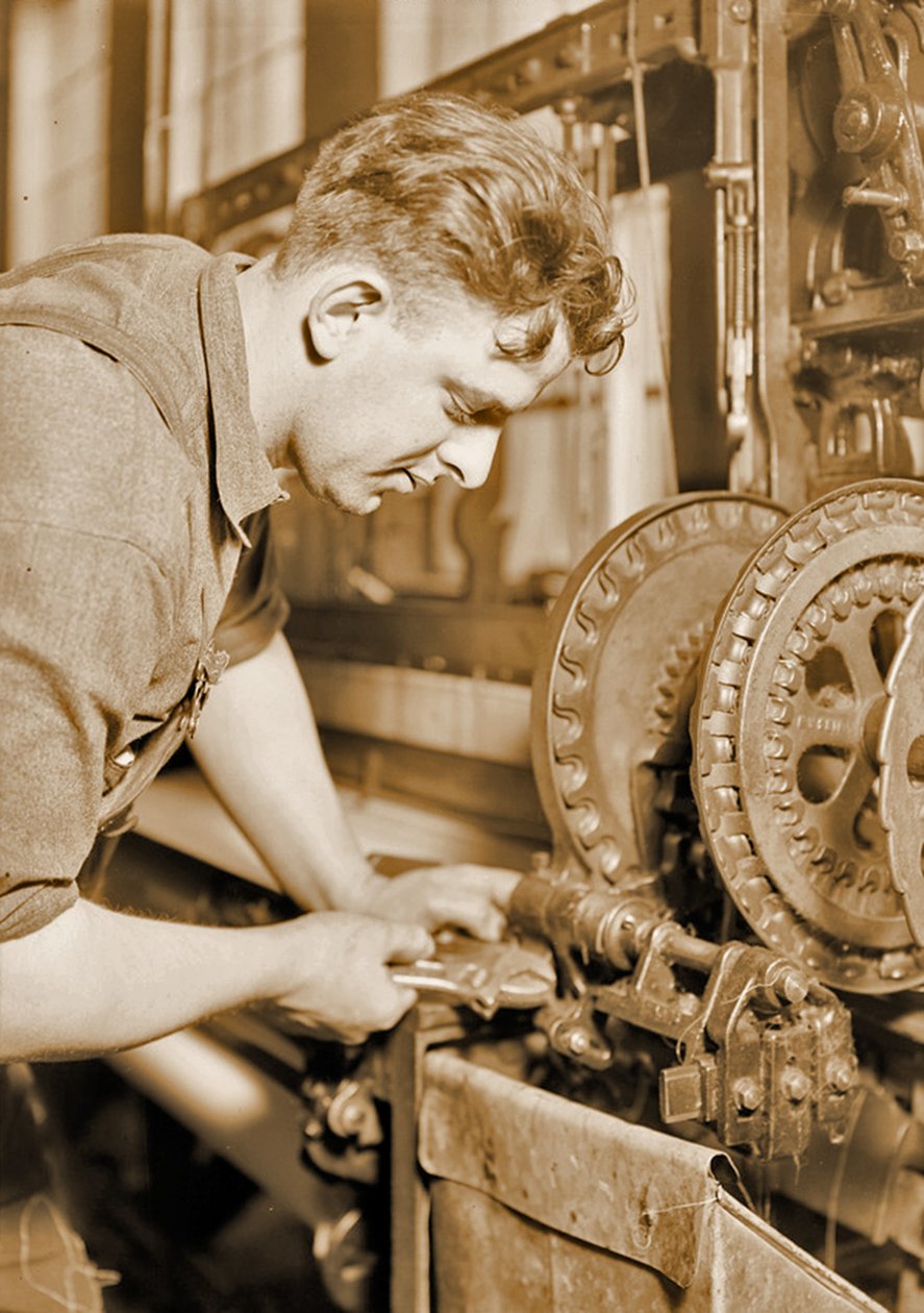 Retrato de um mecânico de força, c.1924 de Lewis Wickes Hine