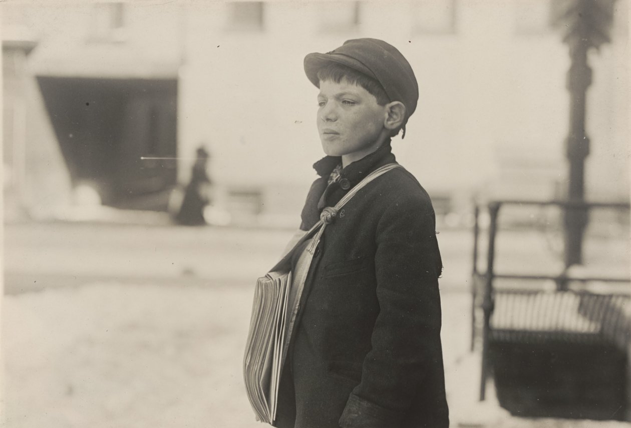 Tony Casale, «Bologna», 11 anos, vende jornais há 4 anos, Hartford, Connecticut, março de 1909 de Lewis Wickes Hine