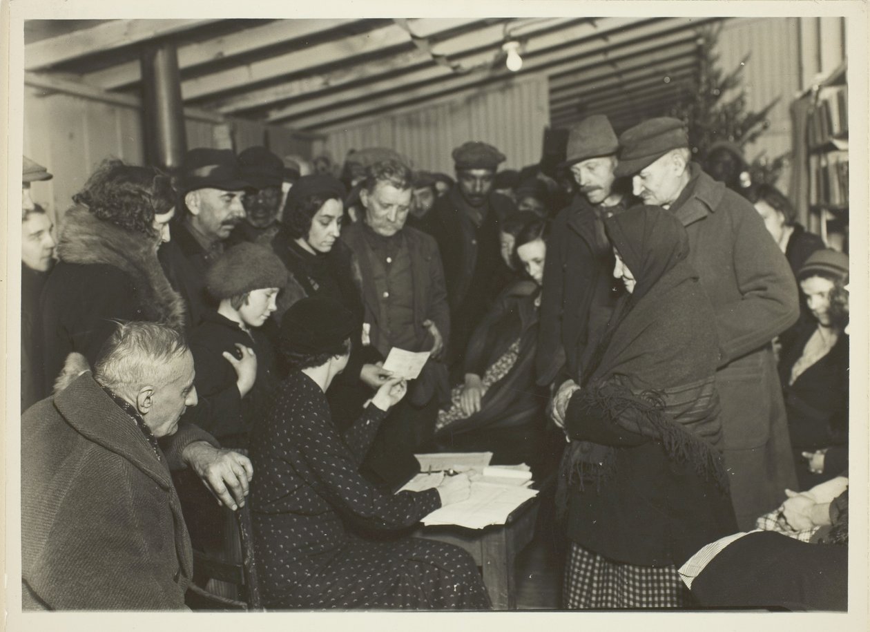 Cheques de ajuda da WPA concedidos a mineiros desempregados, Scott