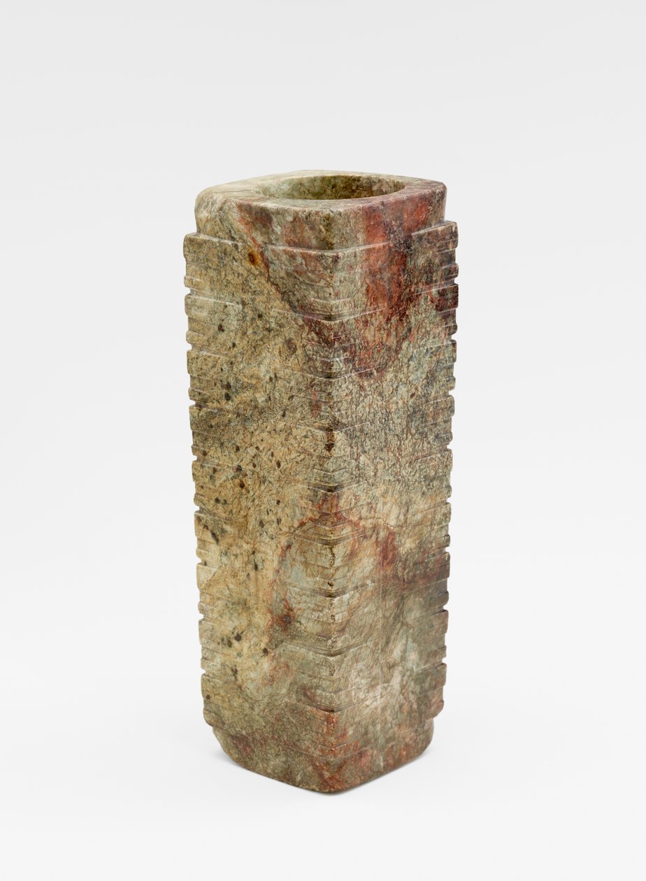 Tubo de nove camadas (cong 琮) com máscaras, c.3300-2250 BC (jade, nephrite) de Liangzhu culture