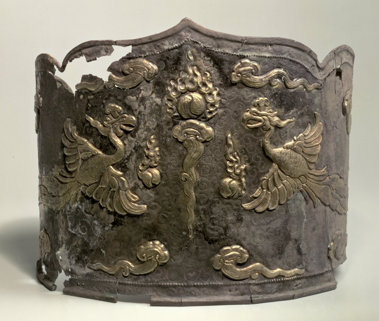 Silver and parcel gilt Coroa Imperial, Dinastia Liao, 10º-11º século de Liao Dynasty Chinese School
