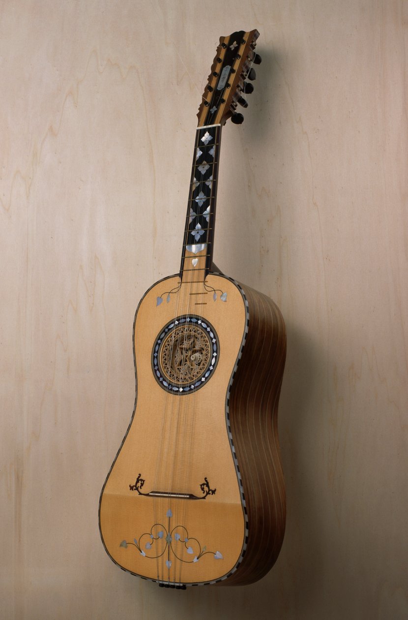 Chitarra battente (guitarra), instrumento musical construído na oficina do luthier Pasquale Scala em Praiano, Campania. Itália, século XX de Unbekannt Unbekannt