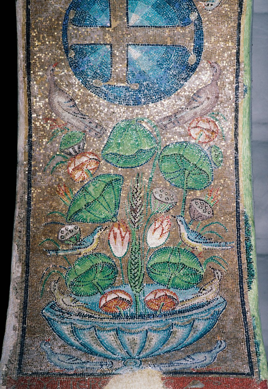 Flores e pássaros, mosaico na primitiva igreja cristã de Panagia Ahiropiitos ou Panagia Acheiropoietos, também chamada Achiropita (que não é criada pela mão humana), Salónica, Macedónia Central, Grécia, século V (foto) de Unbekannt Unbekannt