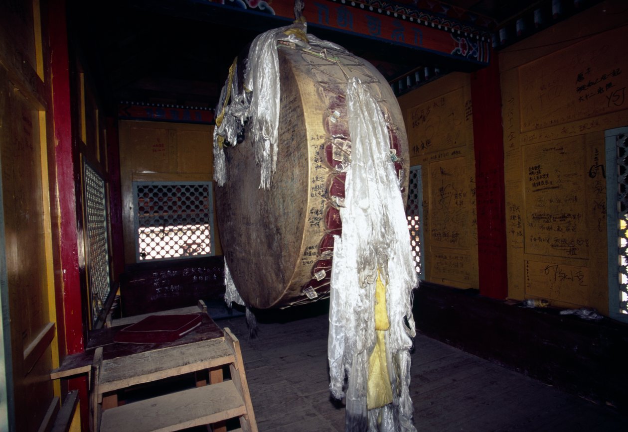 Roda de oração no mosteiro de Ganden Sumtseling em Shangri-La, também conhecido como Zhongdian ou Gyalthang, Yunnan, China de Unbekannt Unbekannt