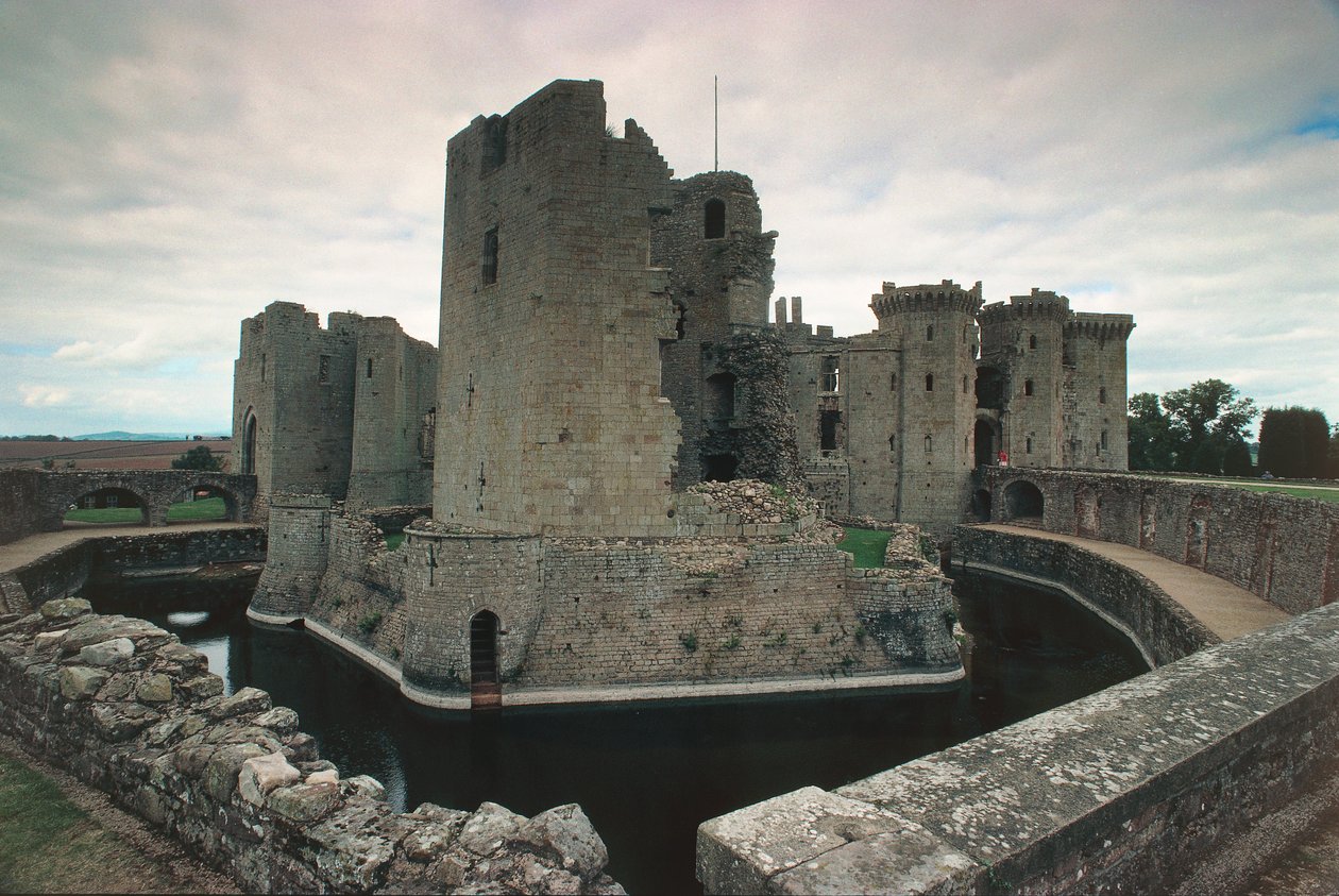 Castelo de Raglan, Monmouthshire, Gales do Sul, Reino Unido (foto) de Unbekannt Unbekannt