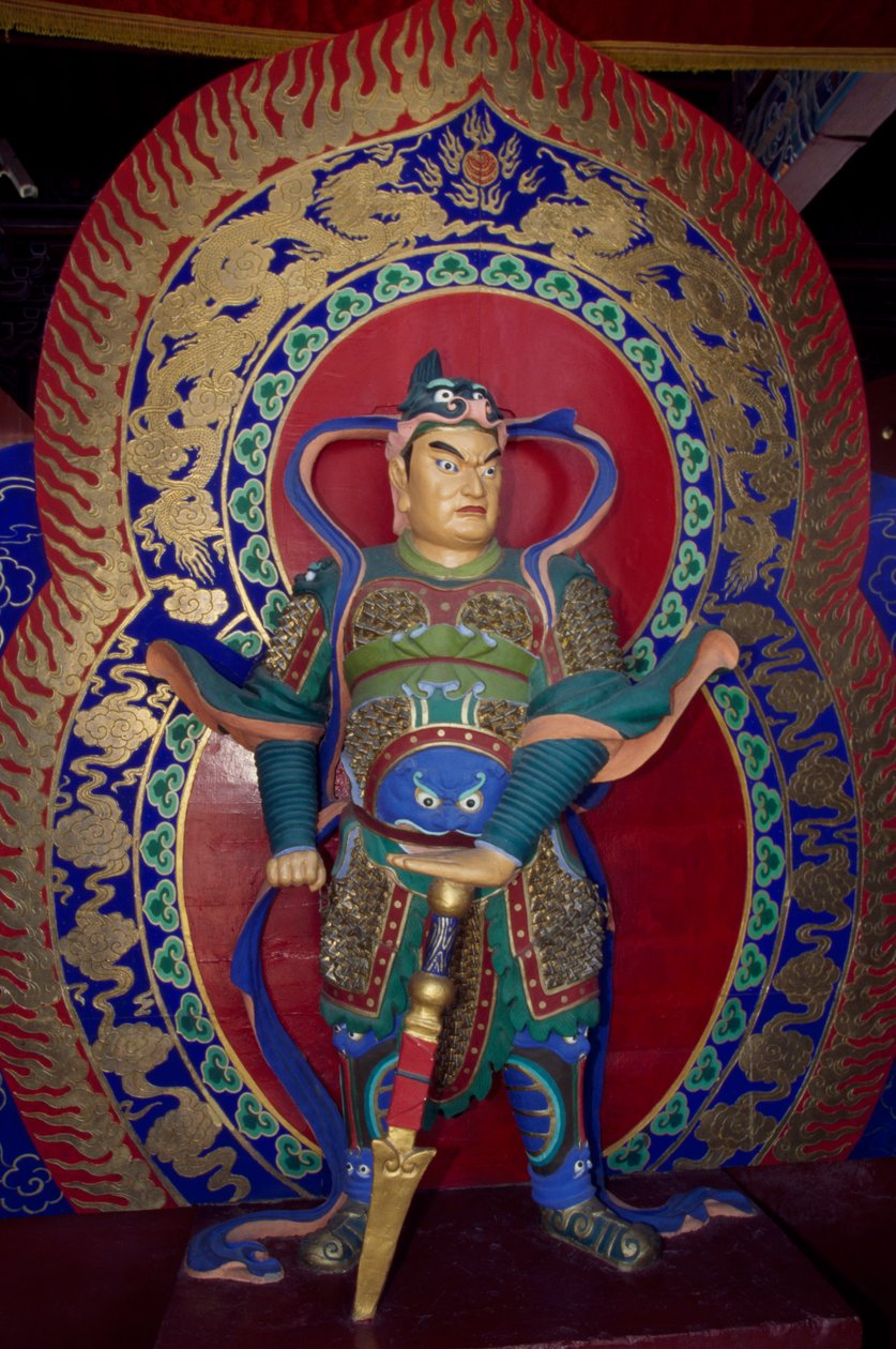 Estátua de um guerreiro dentro do Pagode de madeira de Yingxian (ou Sakyamuni Pagoda), perto de Datong, China. A civilização chinesa de Unbekannt Unbekannt