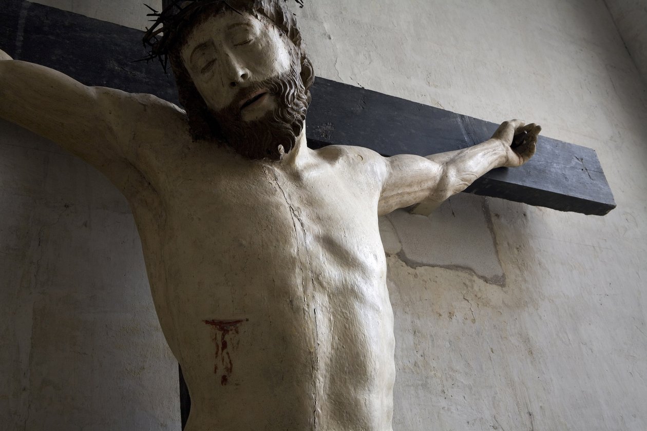 Cristo na Cruz, detalhe (madeira pintada) de Ligier Richier