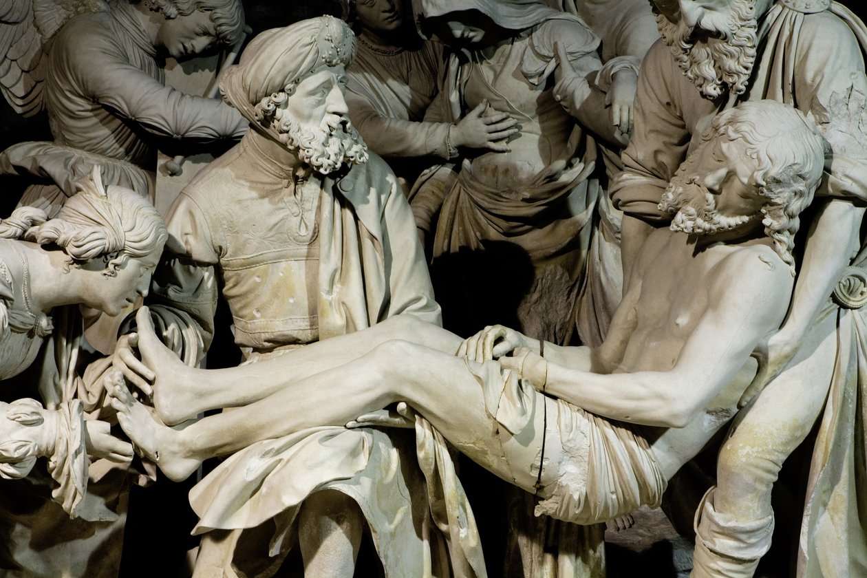 O enterro e o desmaio da Virgem (pedra) de Ligier Richier