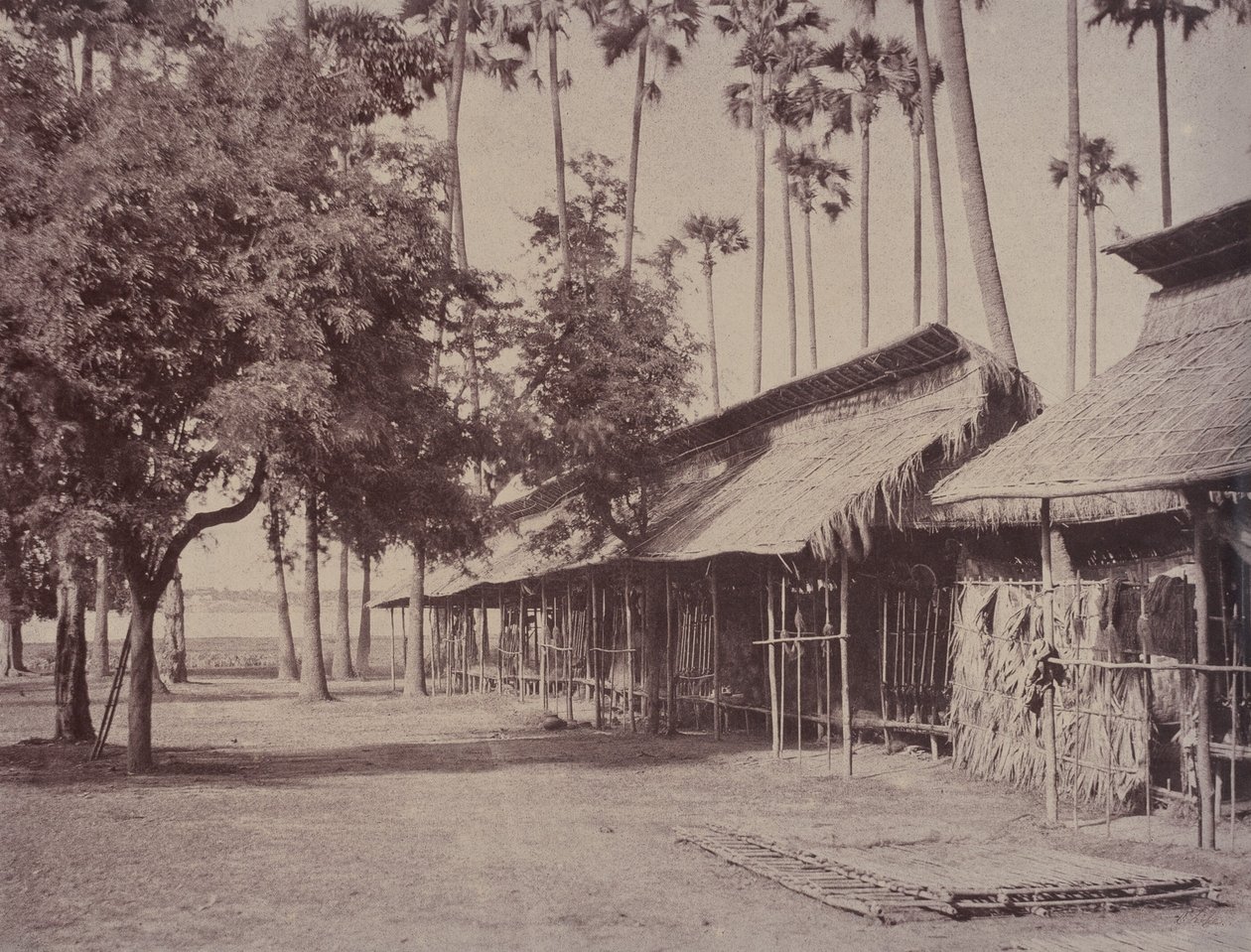 Amerapoora: Quartel da Guarda Birmanesa de Linnaeus Tripe
