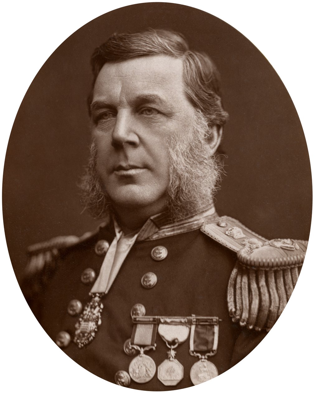 Capitão Bedford Clapperton Trevelyan Pim, oficial da Marinha britânico, 1883. de Lock and Whitfield