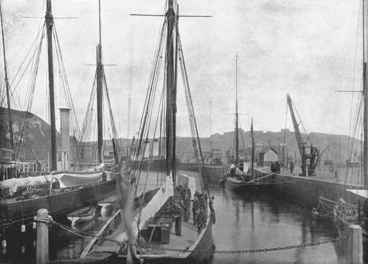 O porto, Dover, 1895. de London Stereoscopic and Photographic Co