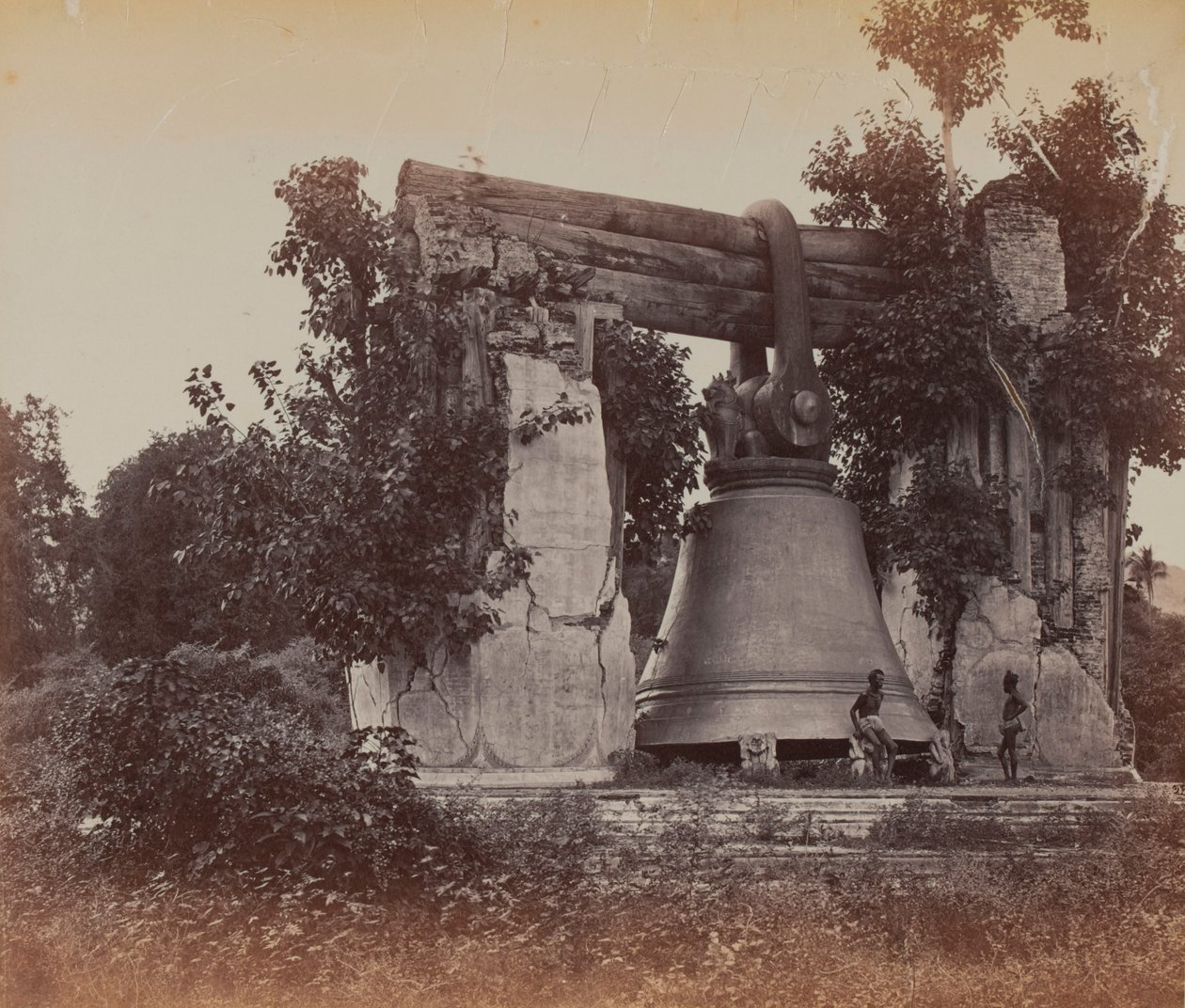 Big Bell, Mandalay, Birmânia de Lord Henry Rawlinson