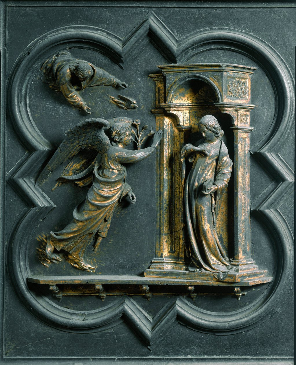 Porta Norte (chamada Porta da Cruz, para o Norte), detalhe exterior: a Anunciação. Escultura em bronze feita por Lorenzo Ghiberti (1378-1455) de Lorenzo Ghiberti
