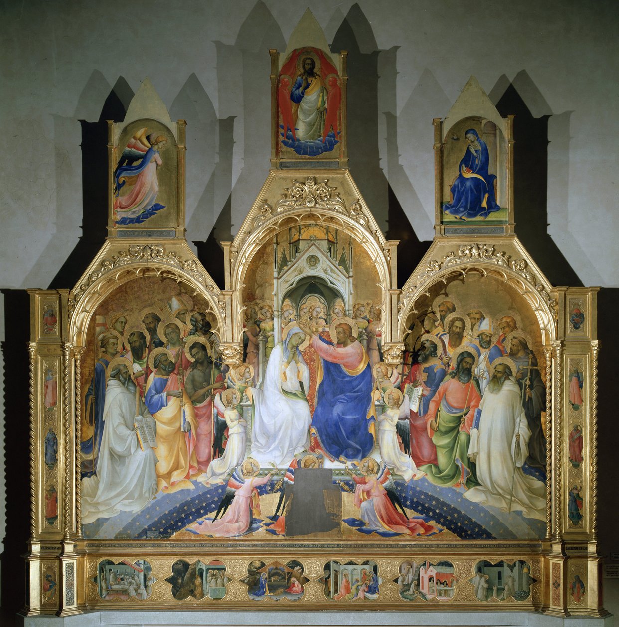 A coroação da Virgem - Tempera na madeira de Lorenzo Monaco