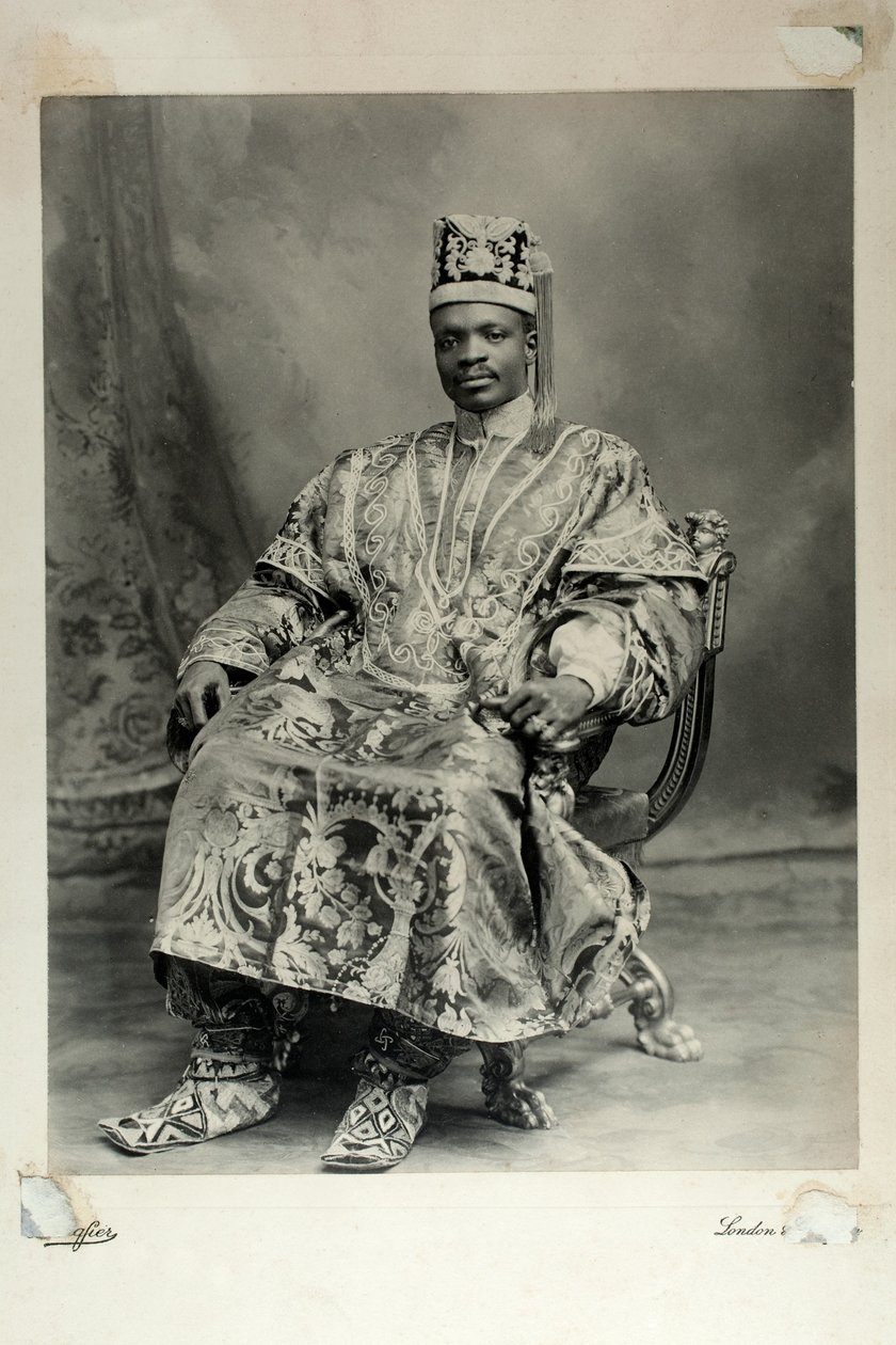 Ladapo Samuel Ademola, mais tarde, o 7º Alake de Abeokuta, Inglaterra, 1904 (impressão em prata de gelatina) de Louis Adolph Langfier